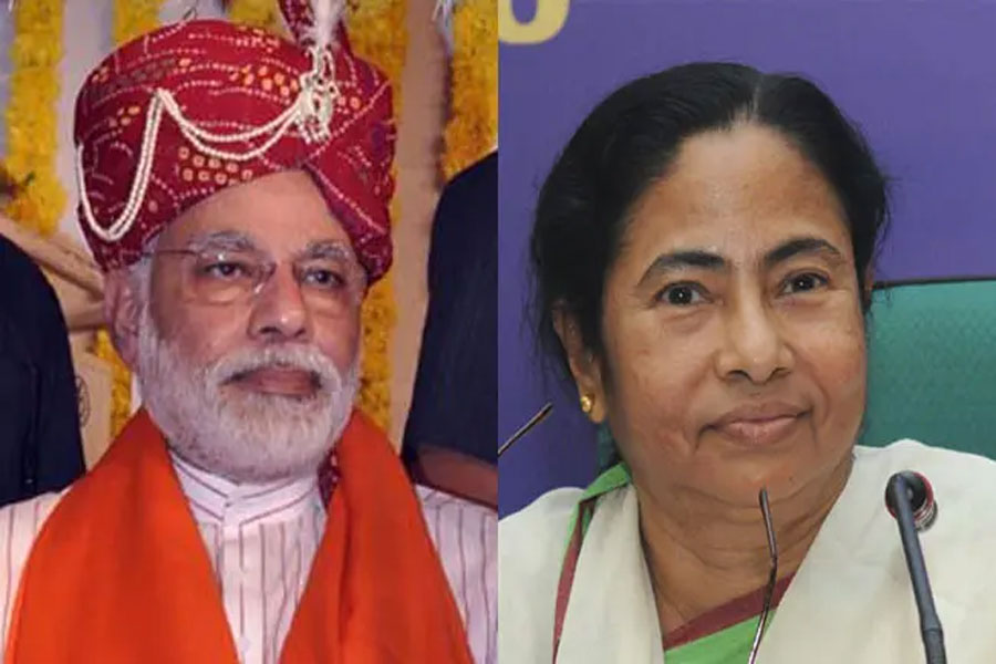 mamata-banerjee-&-modi
