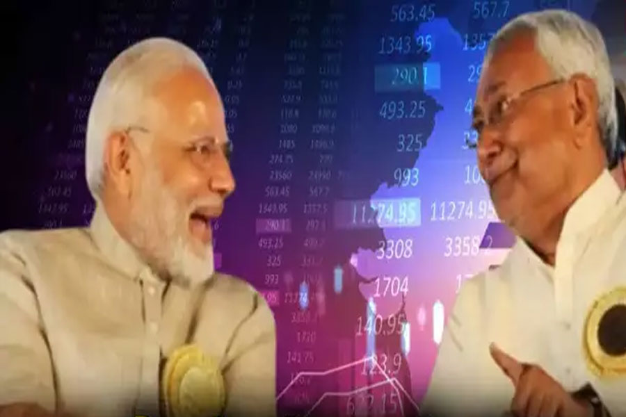 Nitish-&-Modi