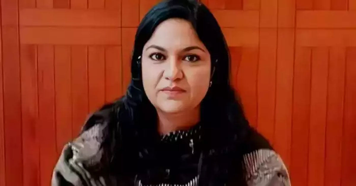 IAS-Pooja-Singhal