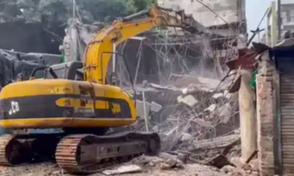 Bulldozer-Action